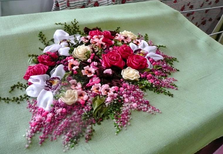Поделки из каштанов и пластилина. Котик Поделки из каштанов и пластилина. Котик