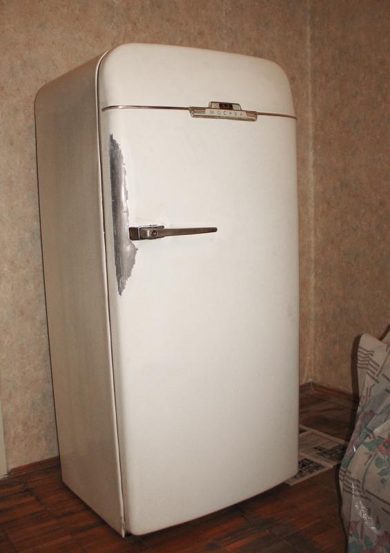 холодильник зил  старый
