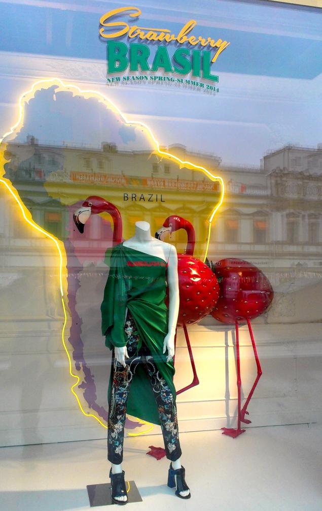 Модная одежда в zara Модная одежда в zara