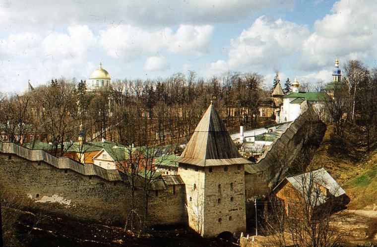Где находится псково печёрский монастырь Где находится псково печёрский монастырь