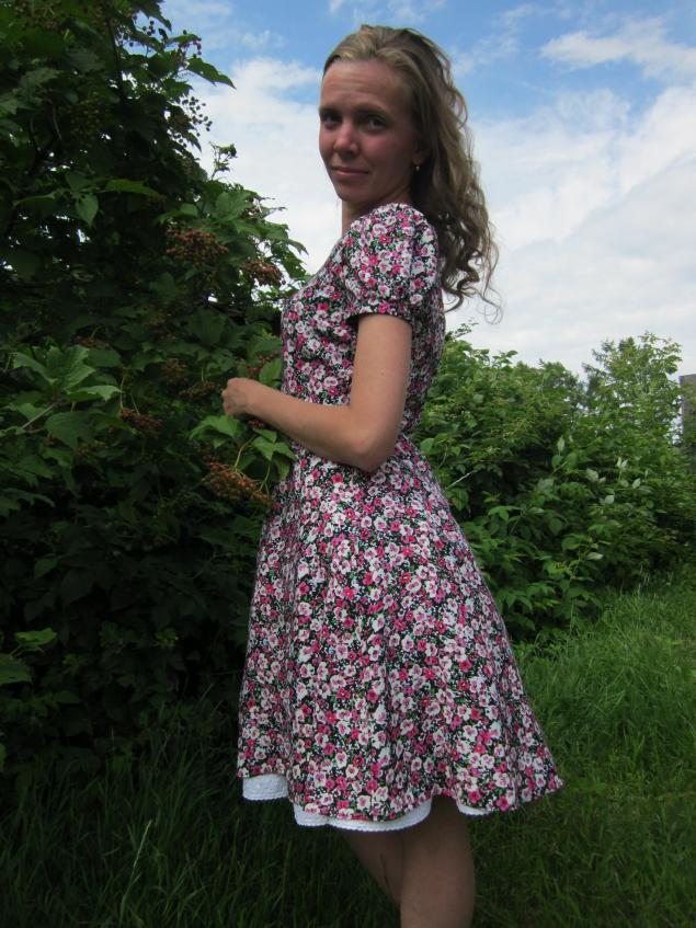 Погода в ситцева. Ситцевое платье для девочки. Деревенское платье. Платье летнее деревенское. Деревенское платье для девочки.