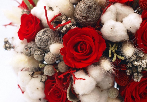 Christmas winter wedding covered with snow Berry and Green Rustic Wedding Theme