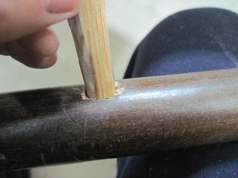 Ремонт ножки венского стула извлечение сломанной части шурупов, фото № 10