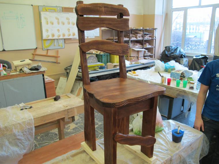 Woodworking making stands [Video] | Woodworking techniques, Wood projects, Wood crafts