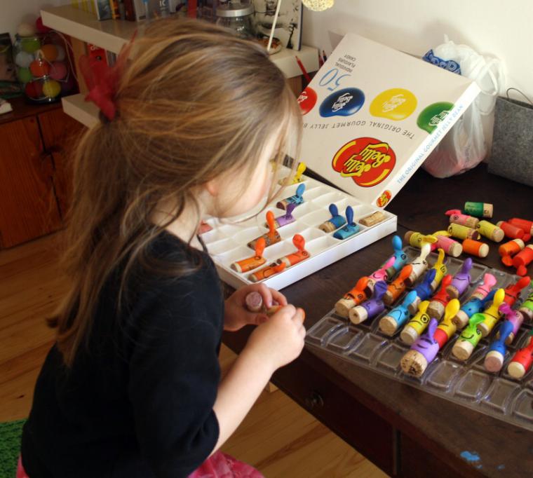 Делаем картину-панно из винных пробок и еще много идей из пробок, фото № 20