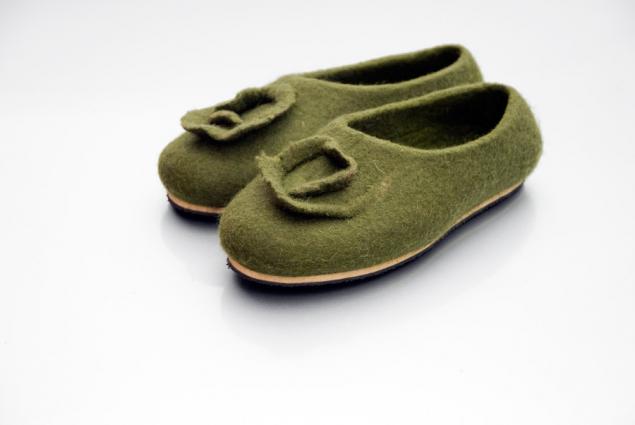 305Валяние тапочек из шерсти