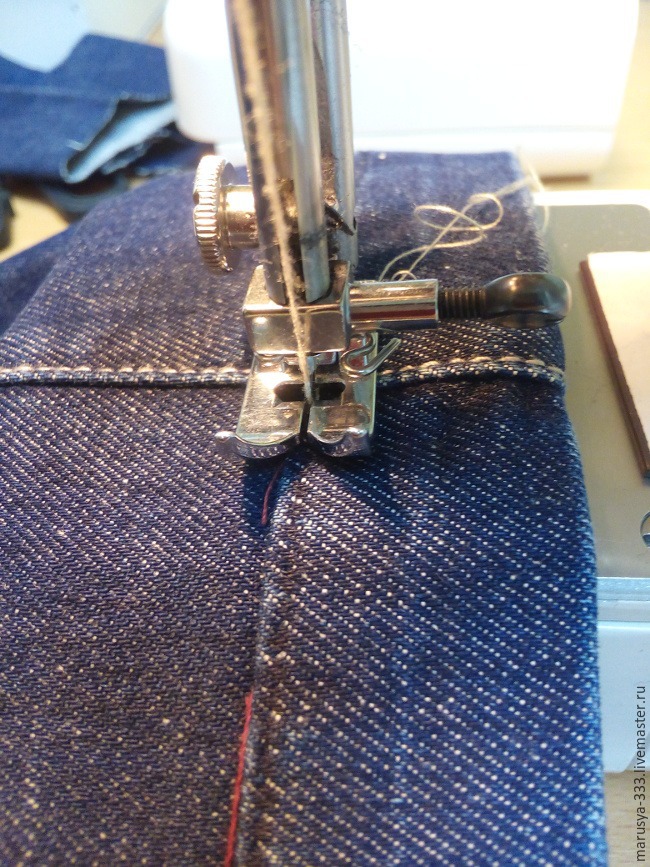 Как укоротить расклешенные джинсы с сохранением низа, фото № 18