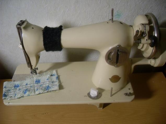 Отдам швейную машинку