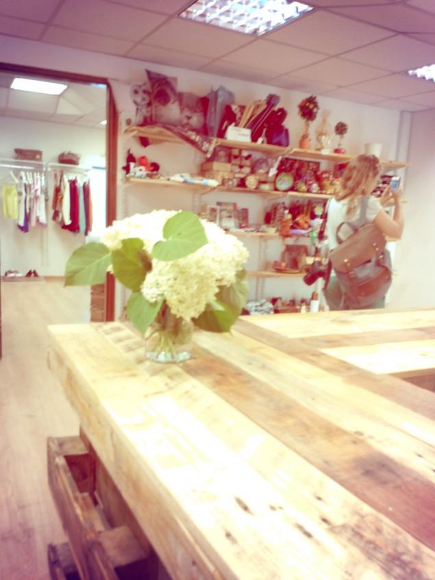 В магазине Своя Полка на Цветном сдается помещение для мастер-классов ...