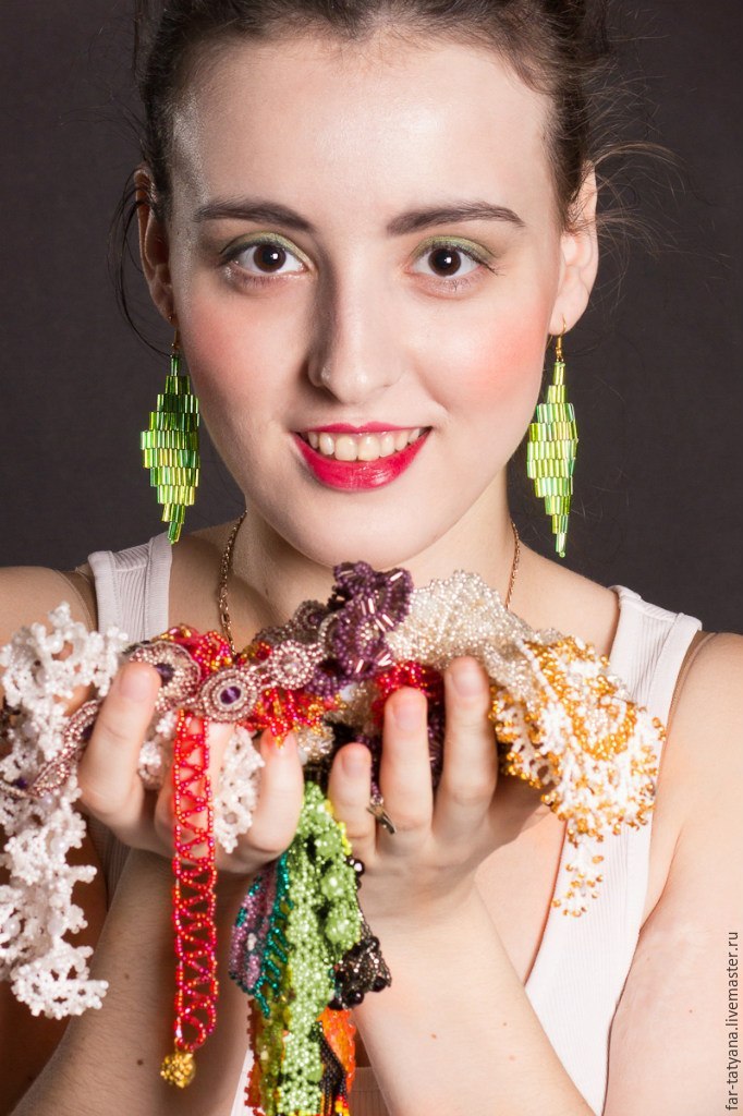 Делаем яркие серьги из стекляруса: Мастер-Классы в журнале Ярмарки Мастеров