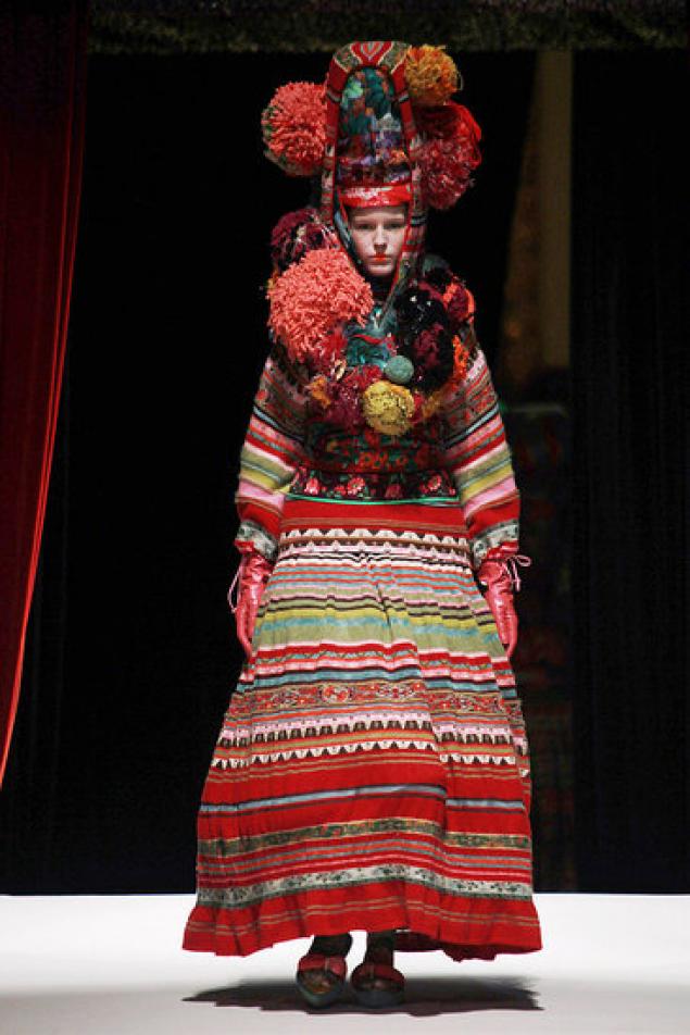 Авангардный стиль в одежде экстравагантные наряды современных дизайнеров, фото № 18