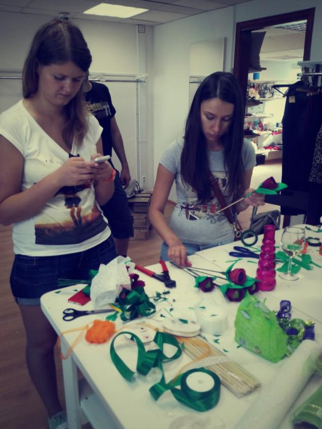 В магазине Своя Полка на Цветном сдается помещение для мастер-классов ...