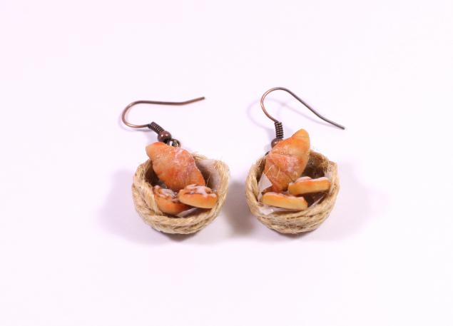 Серьги из пластики 