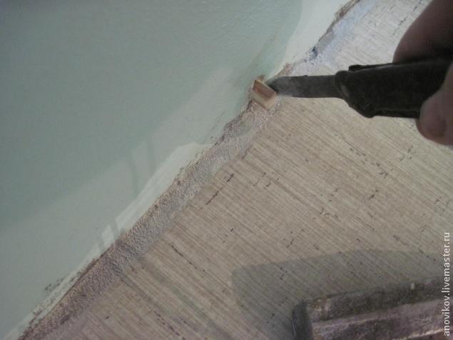 Как прибить плинтуса к бетонной стене?, фото № 10