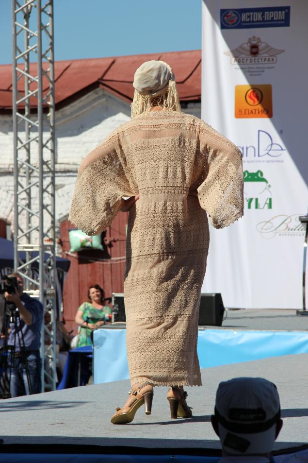бежевый бежевый