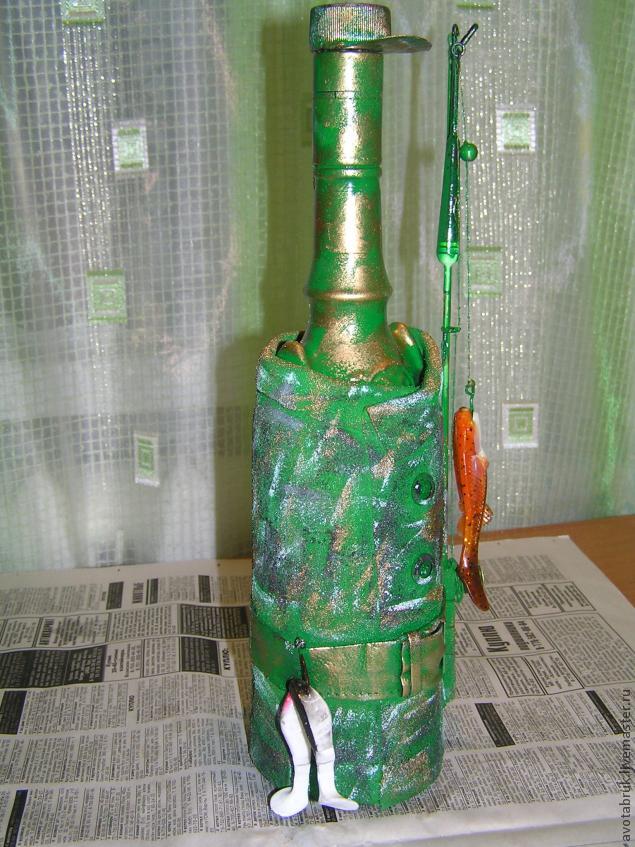 Декор бутылки в подарок мужчине «Заядлому рыбаку»