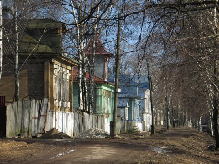 Романовская сторона тутаева. Усадьба в Тутаеве. Тутаев Романовская сторона. Тутаев левый берег. Тутаев левый берег усадьба Воробьево.