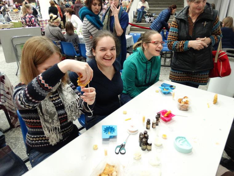 мастер класс сейчас. мастер слаймс. мастер классы для детей 12 лет. мастер класс сейчас. мастер класс на мероприятии.