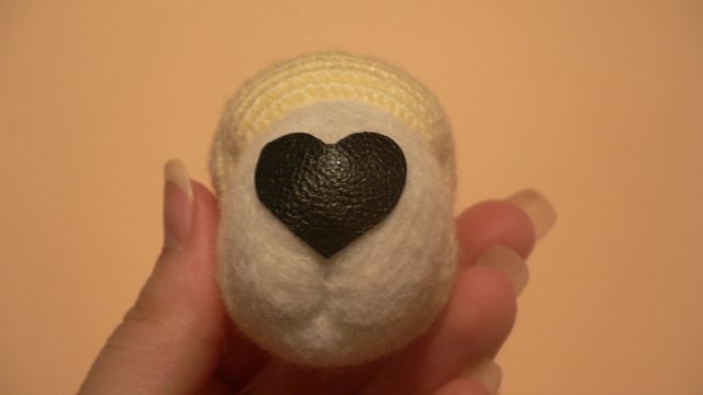 нос для плюшевого мишки. как сделать нос игрушке. как сделать нос игрушке. вышить носик мишке. вышить носик мишке амигуруми.