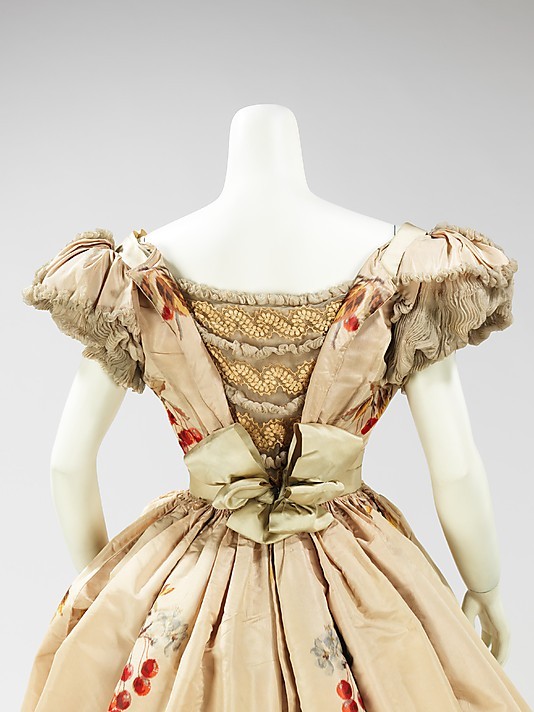 Платья из 19 века