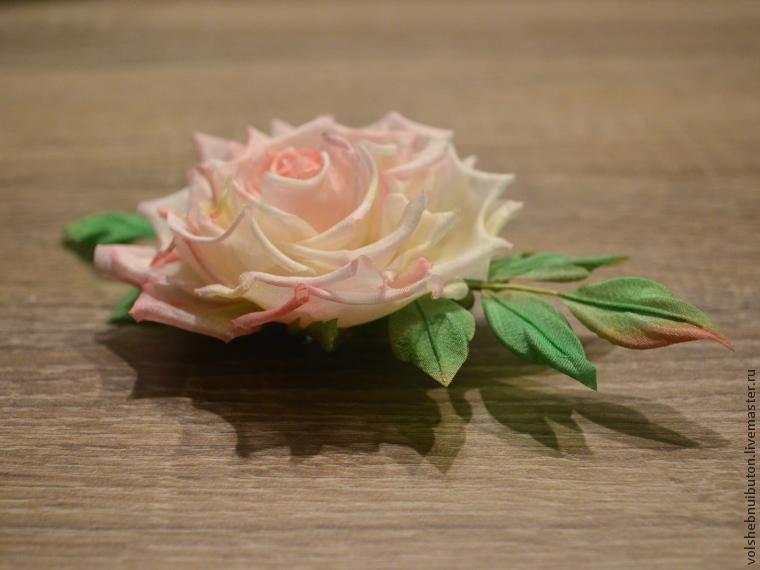 Розы из шёлка. Как минчанка создает цветы из ткани | Дзен