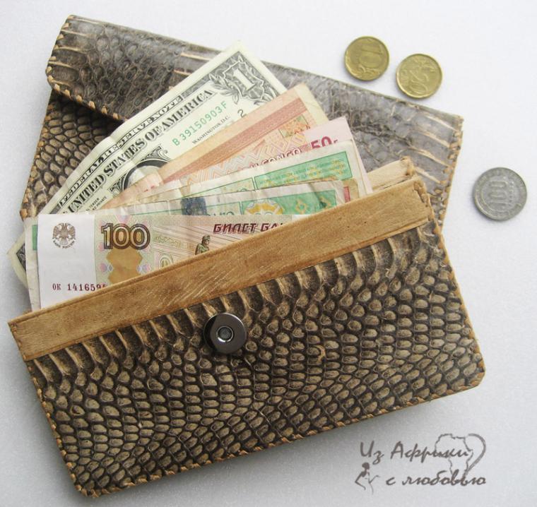 Как правильно складывать деньги в кошелек