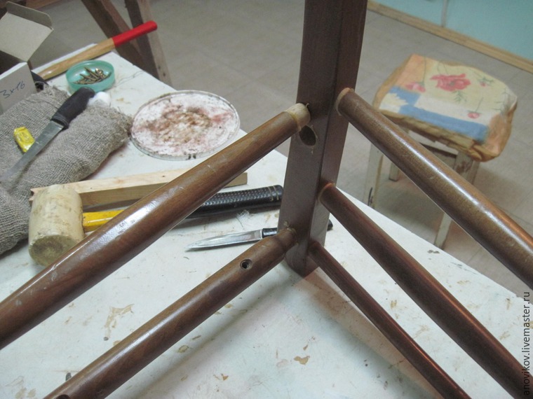 Ремонт стула с круглыми проножками с усилением. Часть 1 подготовительные работы и первое склеивание, фото № 3