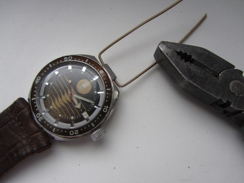 Часовые ремешки, браслеты и цепочки для часов