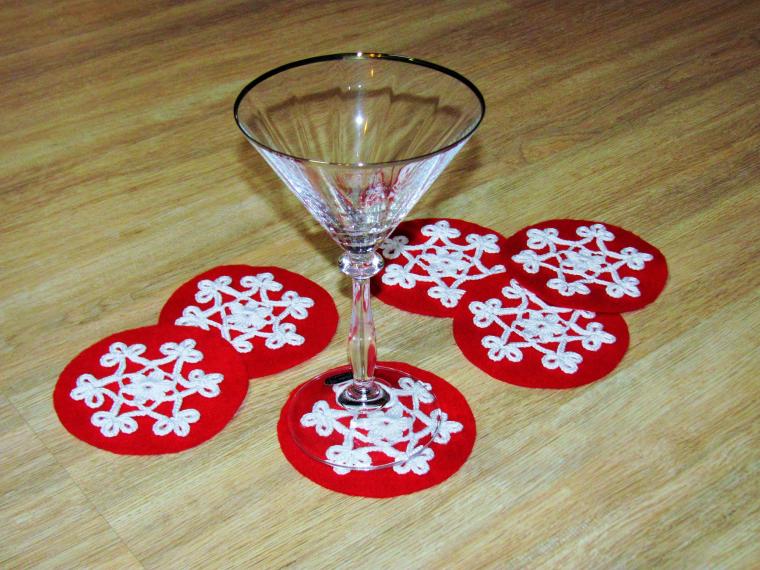 Подставка на новый год своими руками. Подставка на новый год своими руками. Елка деревянная треугольная. Подставка на новый год своими руками. Украсить низ елки.