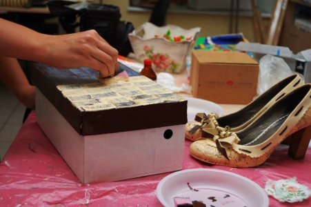 Видео по созданию обуви