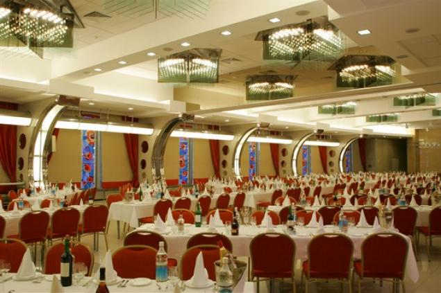 Ресторан иль густо. Ресторан в гостинице космос на вднх. Ресторан в гостинице космос на вднх. Ресторан космос вднх. Ресторан космос москва.