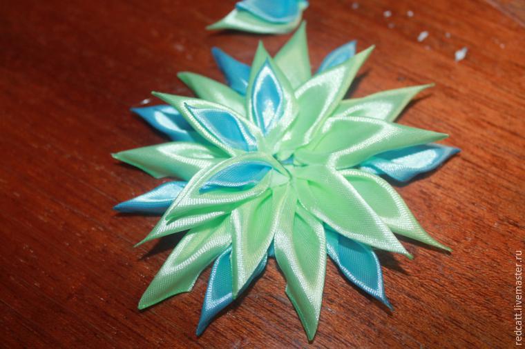 Creating a Mint Blue Flower in the Kanzashi Technique Журнал Ярмарки