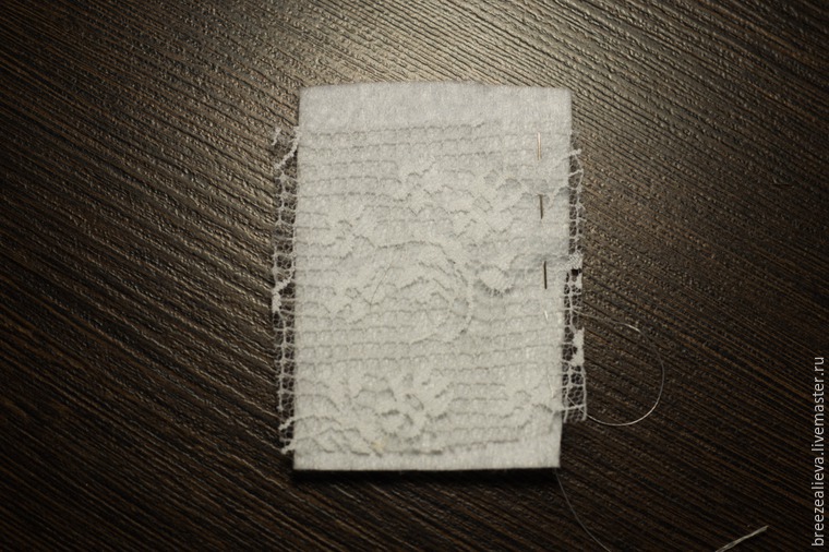 Mistrovská třída vytváření náušnic z korálků a kamínků, foto č. 2