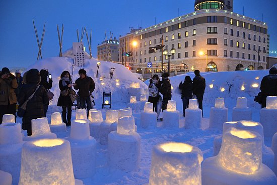 Ледяные подсвечники и яркие красивые ледяные шары, или Украшаем улицу и свой дворик, фото № 6