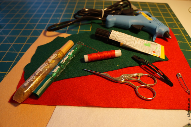 Создаем оригинальную брошку к Новому году, фото № 1