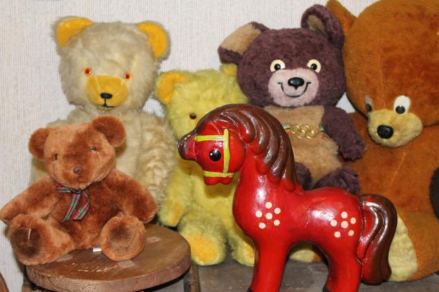 детские игрушки в живописи. сладкий мишка. музей мой любимый мишка. мой любимый мишка. любимый мишка.