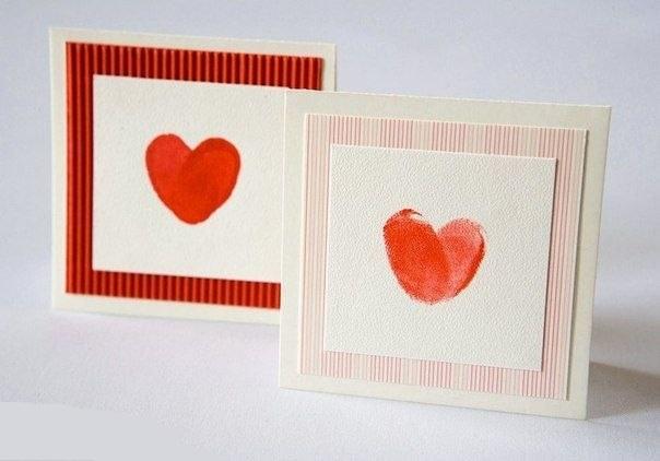 Подарки на День Валентина: открытка с целующимися человечками
