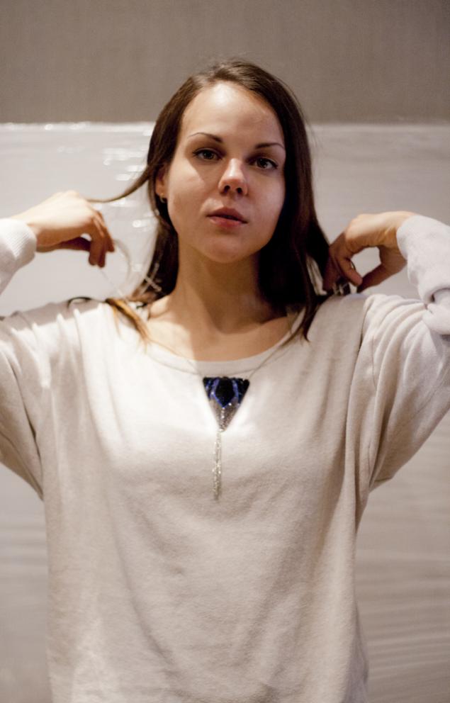 Кулон из серии объёмных вышивок | Журнал Ярмарки Мастеров