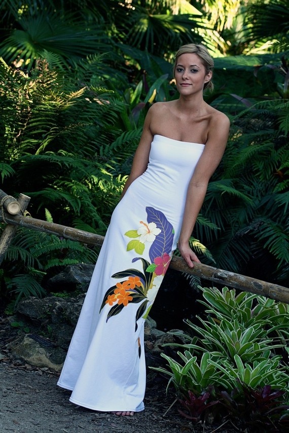 Платье в гавайском стиле