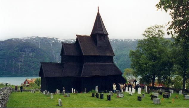 Ставкирка — деревянная каркасная церковь, фото № 2