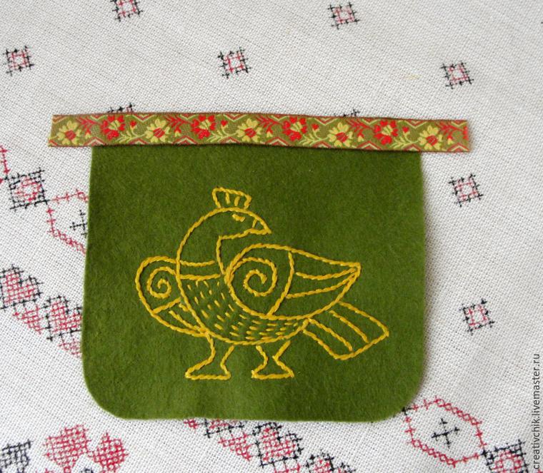 Шьем удобный кармашек для зарядки телефона со славянской птичкой, фото № 21