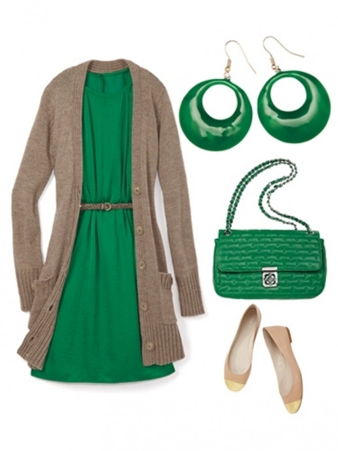 Лук с зеленым платьем